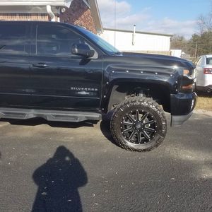 Meet your Posher, Jonathan